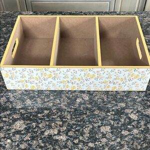 ASHLAND SORING WOODEB CRATE 3 COMPARTMENTS W HANDLE